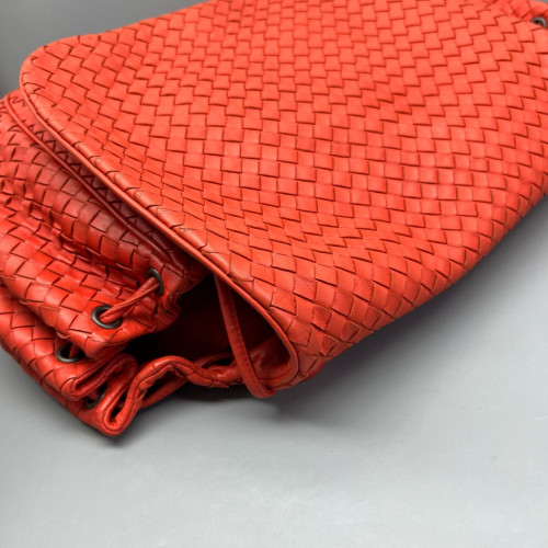 Bottega Veneta Crossbody Bag Lambskin Intrecciato Nappa Red