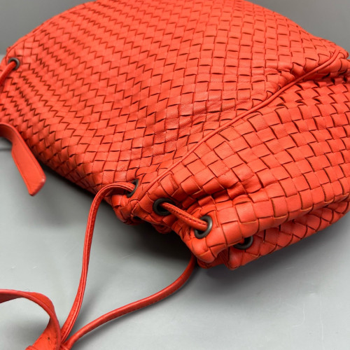 Bottega Veneta Crossbody Bag Lambskin Intrecciato Nappa Red