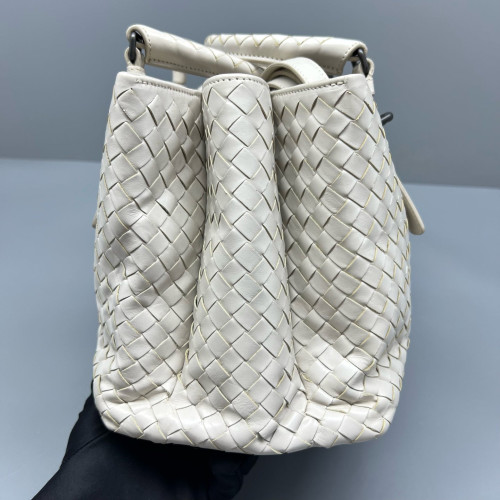 Bottega Veneta Small Roma Tote Bag Lambskin Intrecciato Nappa White
