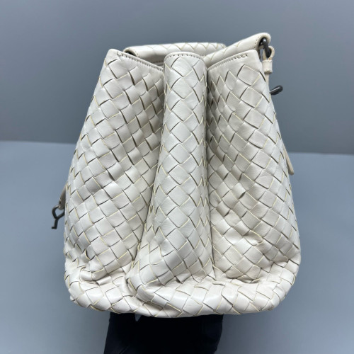 Bottega Veneta Small Roma Tote Bag Lambskin Intrecciato Nappa White