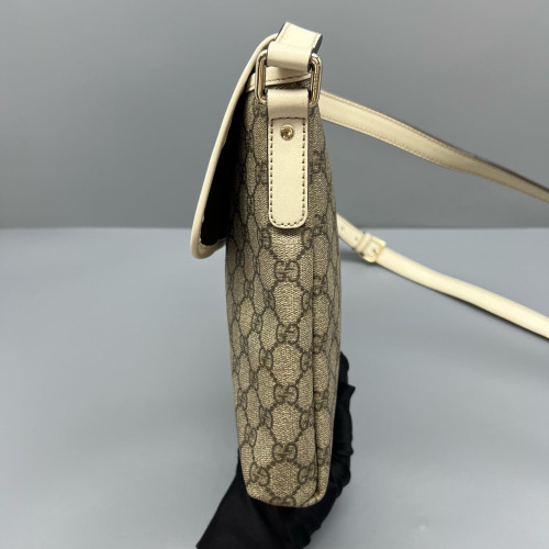 Gucci Crossbody Bag GG Supreme Monogram Beige Brown White