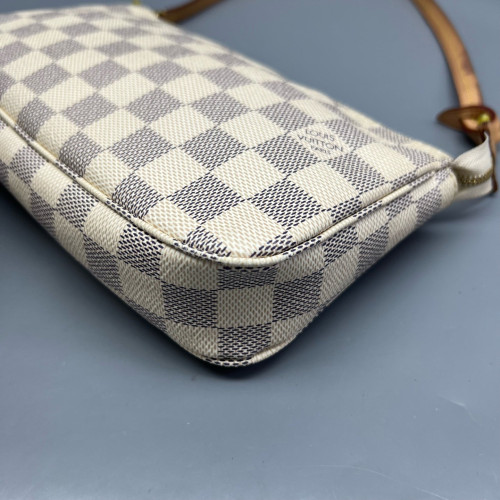 Louis Vuitton Pochette Accessories 22 Damier Azur Beige