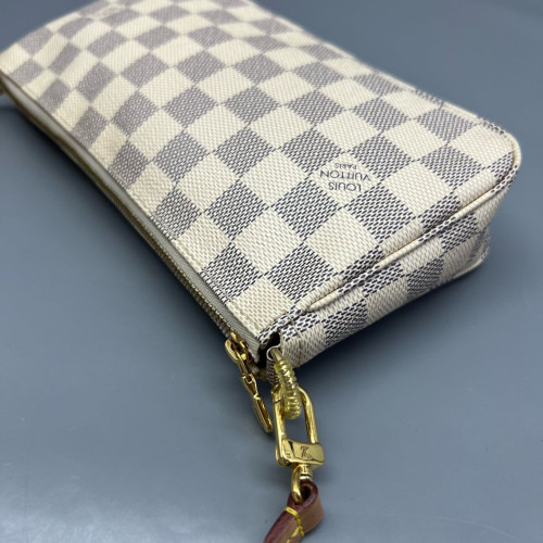 Louis Vuitton Pochette Accessories 22 Damier Azur Beige