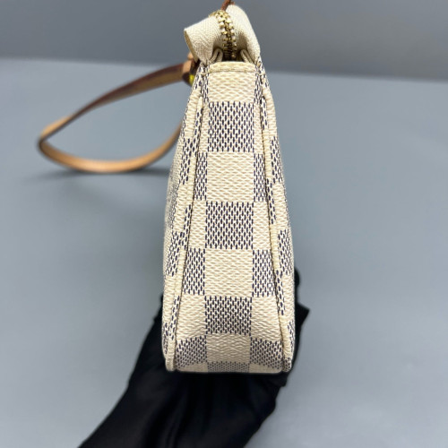 Louis Vuitton Pochette Accessories 22 Damier Azur Beige