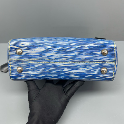 Louis Vuitton Cluny Bb Epi Blue