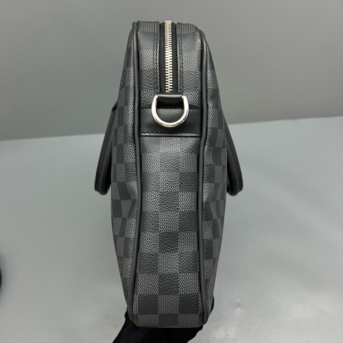 Louis Vuitton Porte Documents Voyage PM Damier Graphite Black