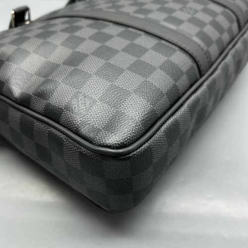 Louis Vuitton Porte Documents Voyage PM Damier Graphite Black