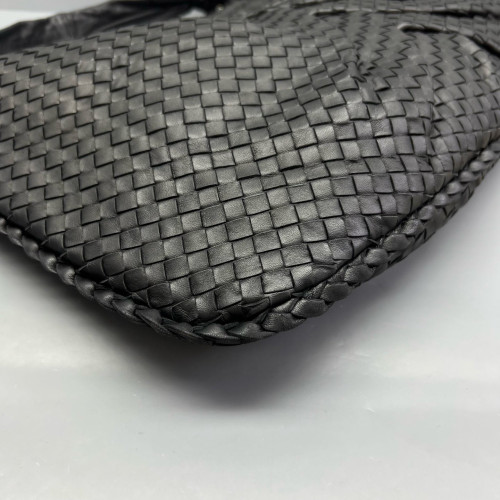 Bottega Veneta Maxi Veneta Hobo Calfskin Intrecciato Black