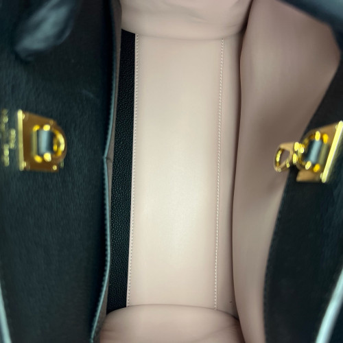 Louis Vuitton City Steamer MM Calfskin Black Pink