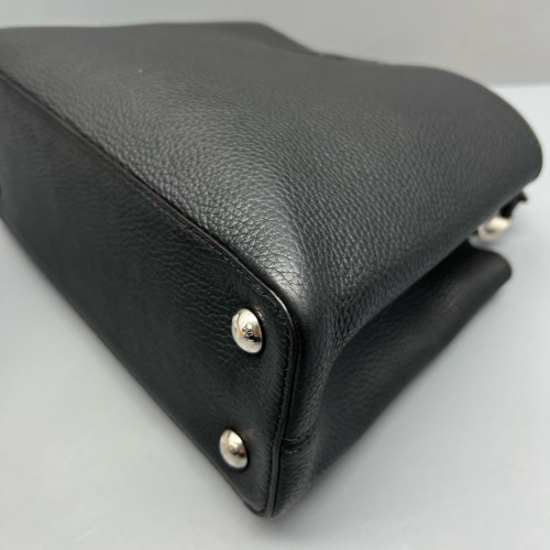 Louis Vuitton Capucines PM Calfskin Black