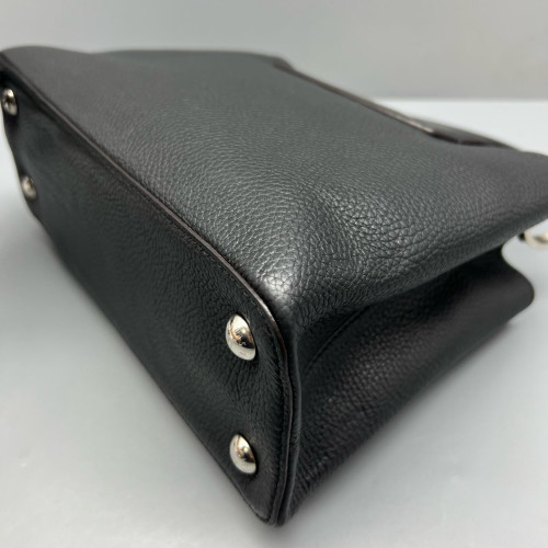 Louis Vuitton Capucines PM Calfskin Black
