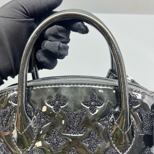 Louis Vuitton Dome Vernis Black