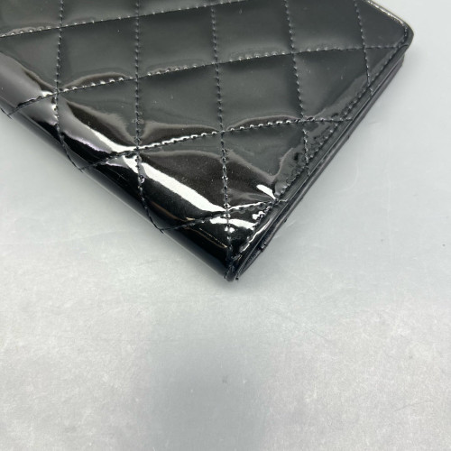 Chanel Quilted Continental Wallet Patent Calfskin Black