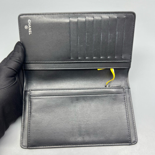 Chanel Quilted Continental Wallet Patent Calfskin Black