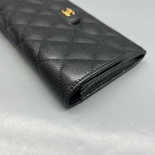Chanel Quilted Yen Wallet Calfskin Black