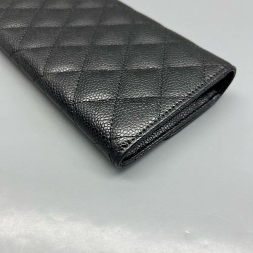 Chanel Quilted Yen Wallet Calfskin Black
