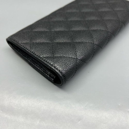 Chanel Quilted Yen Wallet Calfskin Black