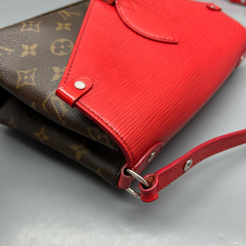 Louis Vuitton Saint Michel Monogram Epi Brown