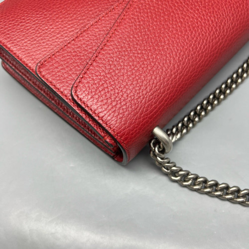 Gucci Meium Dionysus Calfskin Red