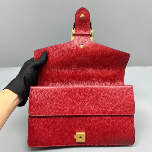 Gucci Meium Dionysus Calfskin Red