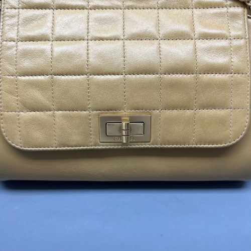 Chanel Shoulder Bag Calfskin Natural Tan Chanel Shoulder Bag Calfskin Natural Tan