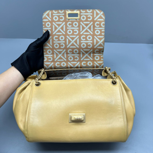 Chanel Shoulder Bag Calfskin Natural Tan Chanel Shoulder Bag Calfskin Natural Tan