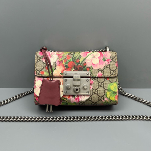 Gucci Small Padlock Shoulder Bag GG Supreme Monogram Calfskin Beige Pink Green