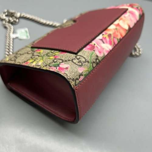Gucci Small Padlock Shoulder Bag GG Supreme Monogram Calfskin Beige Pink Green