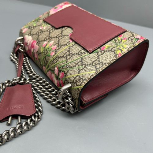 Gucci Small Padlock Shoulder Bag GG Supreme Monogram Calfskin Beige Pink Green