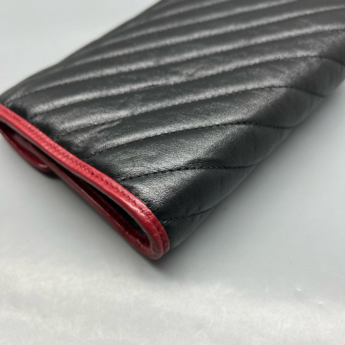 Gucci GG Marmont Chain Wallet Calfskin Black Red