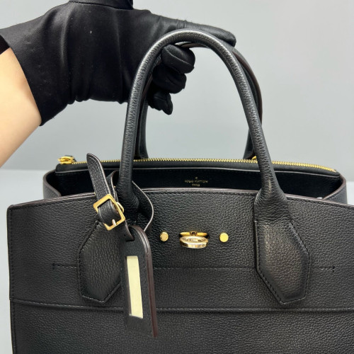 Louis Vuitton City Steamer MM Calfskin Black