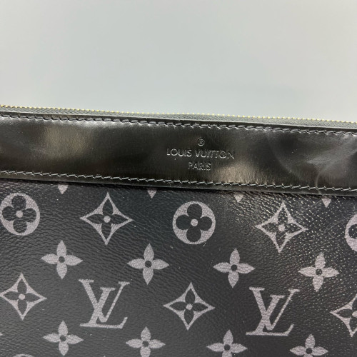 Louis Vuitton Clutch Monogram Eclipse Black