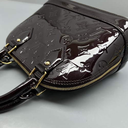 Louis Vuitton Alma BB Vernis Amarante
