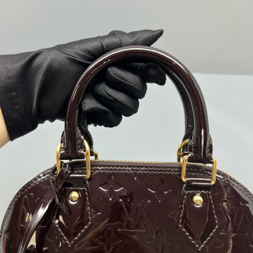 Louis Vuitton Alma BB Vernis Amarante