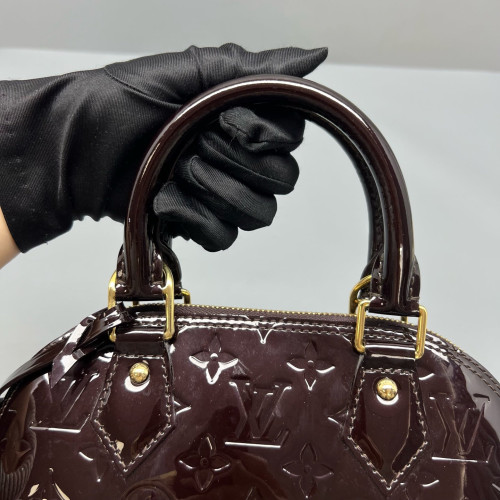 Louis Vuitton Alma BB Vernis Amarante