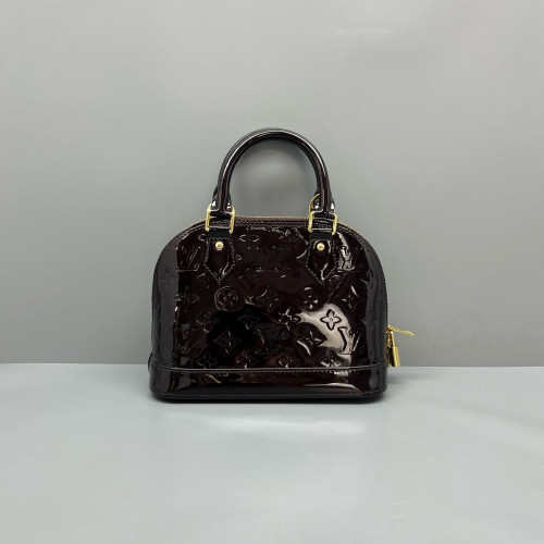 Louis Vuitton Alma BB Vernis Amarante