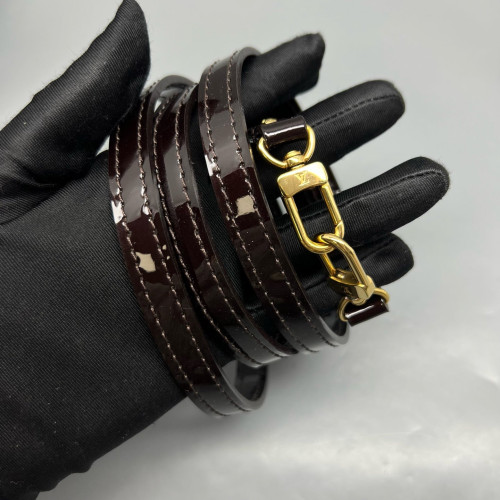 Louis Vuitton Alma BB Vernis Amarante