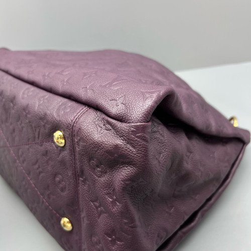 Louis Vuitton Artsy MM Calfskin Purple