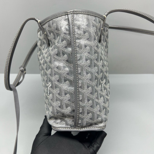 Goyard Anjou Mini Calfskin Goyardine Grey Dark Grey White Goyard Anjou Mini Calfskin Goyardine Grey Dark Grey White