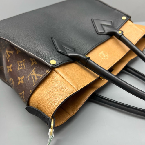 Louis Vuitton On My Side GM Monogram Calfskin Black Brown Louis Vuitton On My Side GM Monogram Calfskin Black Brown