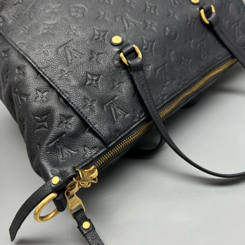 Louis Vuitton Lumineuse PM Monogram Empreinte Black
