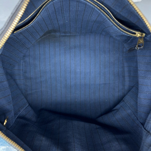 Louis Vuitton Lumineuse PM Monogram Empreinte Black