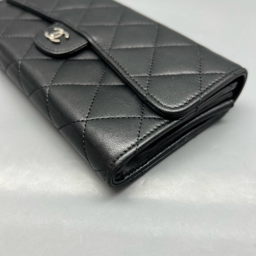 Chanel Quilted Flap Wallet Calfskin Black Chanel Quilted Flap Wallet Calfskin Black