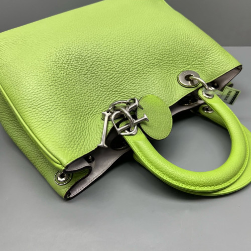 Dior Medium Diorissimo Tote Calfskin Green Dior Medium Diorissimo Tote Calfskin Green