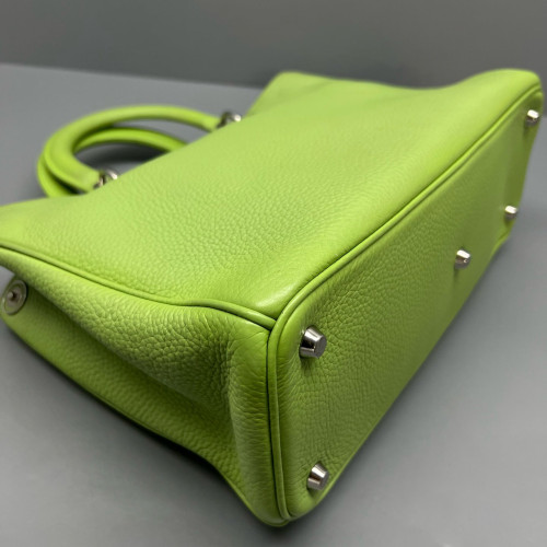 Dior Medium Diorissimo Tote Calfskin Green Dior Medium Diorissimo Tote Calfskin Green