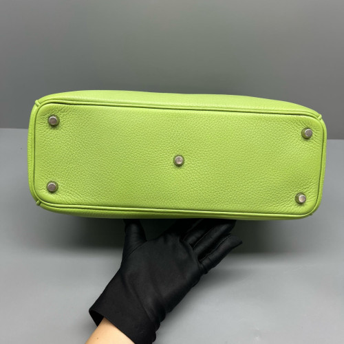 Dior Medium Diorissimo Tote Calfskin Green Dior Medium Diorissimo Tote Calfskin Green