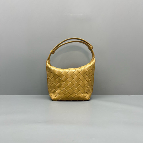 Bottega Veneta Hobo Lambskin Intrecciato Nappa Natural Tan