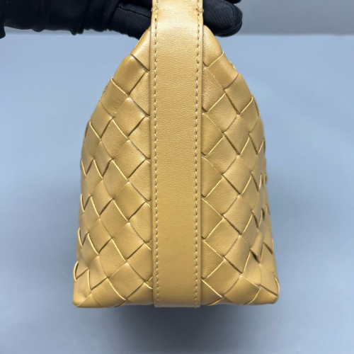 Bottega Veneta Hobo Lambskin Intrecciato Nappa Natural Tan