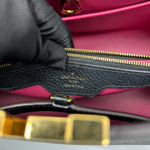 Louis Vuitton Capucines MM Calfskin Black