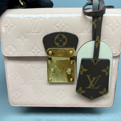 Louis Vuitton Spring Street Vernis Pink